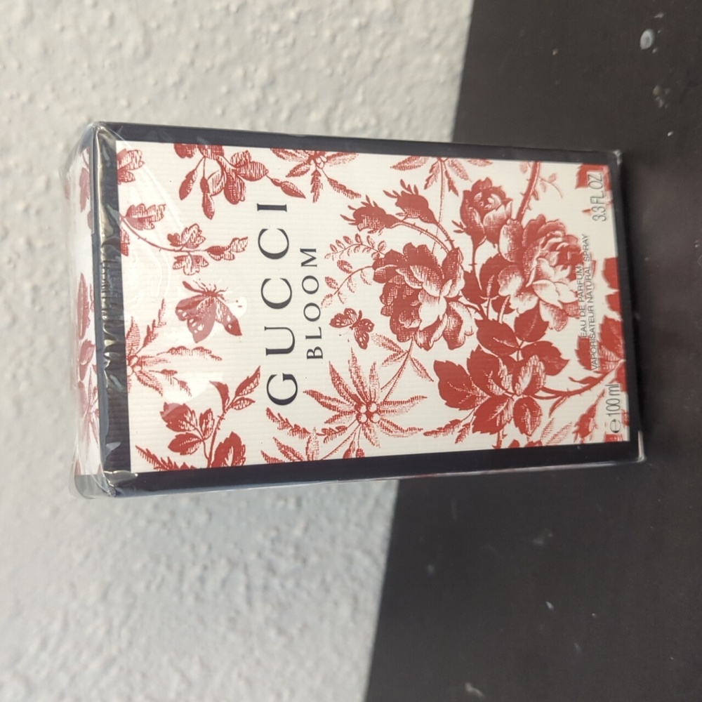 Gucci Bloom perfume 3.3 ounces Brand New